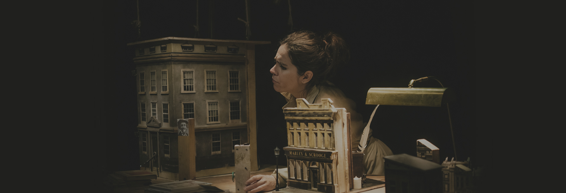 CONTE DE NADAL. ENCAPSULANT A DICKENS – COMA14 i Société Mouffette